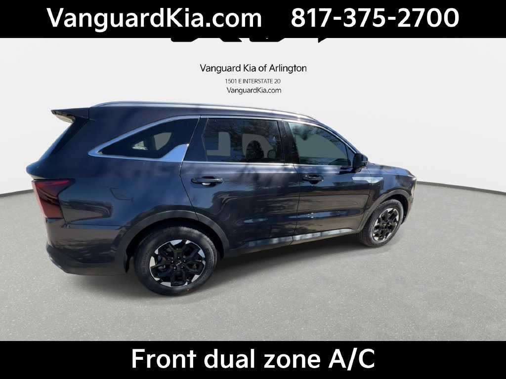 Used 2026 Kia Sorento S w/ S Panoramic Sunroof Package FWD image 9