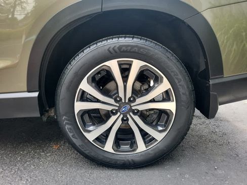 Certified 2023 Subaru Forester Limited AWD/4WD image 36