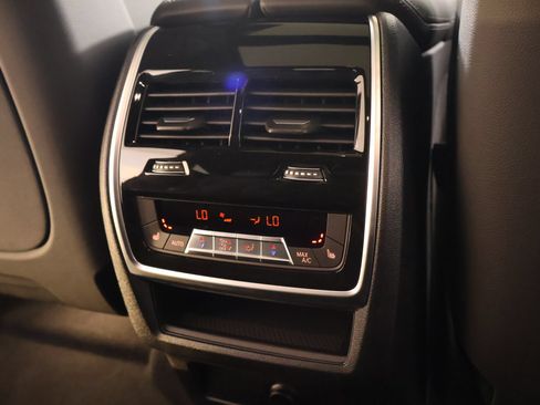 New 2027 BMW X6 xDrive40i AWD/4WD image 15