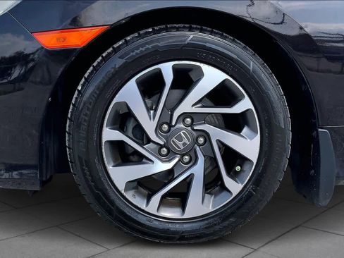 Used 2017 Honda Civic EX image 11