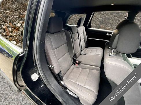 Used 2019 Jeep Grand Cherokee Laredo AWD/4WD image 25