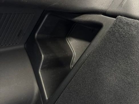 Used 2024 Chevrolet Blazer LT w/ Midnight/Sport Edition FWD image 38