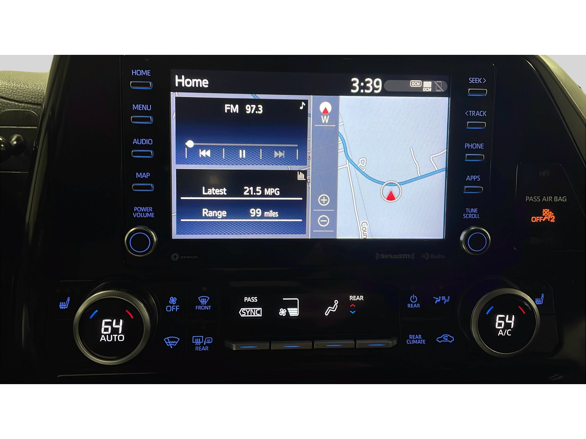 Used 2021 Toyota Highlander XLE AWD/4WD image 12