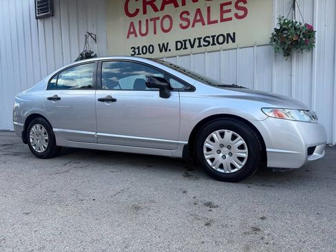 Used 2011 Honda Civic DX-VP image 2