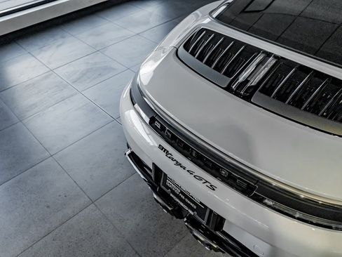 Certified 2025 Porsche 911 Targa 4 GTS image 31