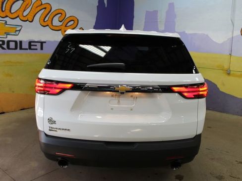 Used 2024 Chevrolet Traverse LS w/ Safety Package FWD image 7
