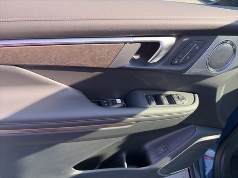 New 2026 Buick Enclave Avenir image 17