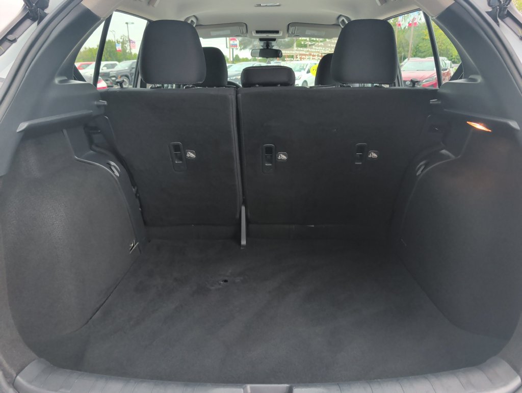 Used 2022 Nissan Kicks S FWD image 20
