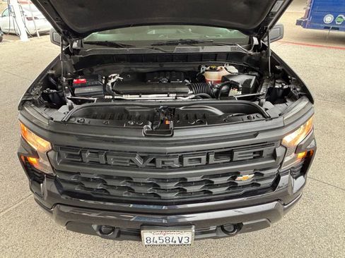 Used 2023 Chevrolet Silverado 1500 Custom image 25