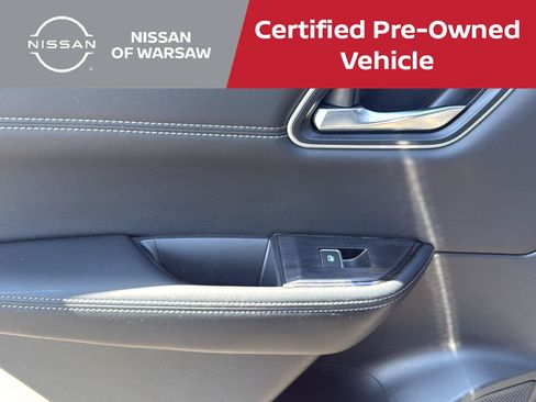 Used 2026 Nissan Rogue Platinum w/ Platinum Premium Package AWD/4WD image 21