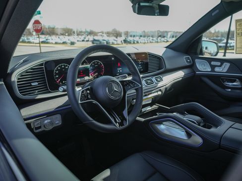 New 2026 Mercedes-Benz GLE 450 4MATIC image 13