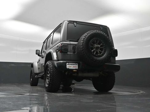 Used 2021 Jeep Wrangler Unlimited Rubicon w/ Dual Top Group AWD/4WD image 49