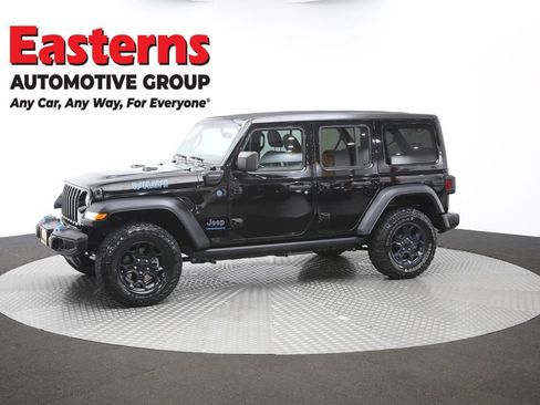 Used 2023 Jeep Wrangler Unlimited w/ Sun & Screen Package AWD/4WD image 58