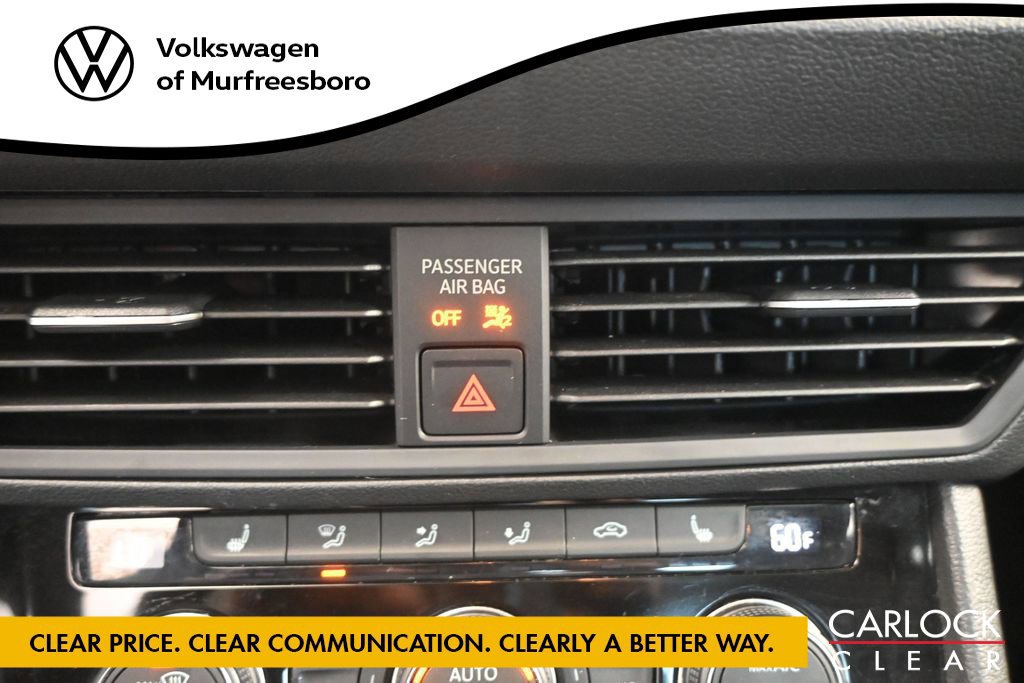 Used 2024 Volkswagen Jetta SE w/ Panoramic Sunroof Package FWD image 14