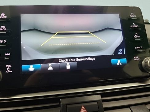 Used 2022 Honda Accord Sport image 32