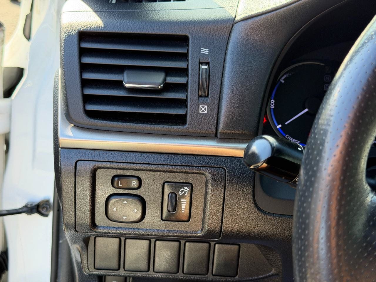 Used 2015 Lexus CT 200h w/ Navigation Package FWD image 67