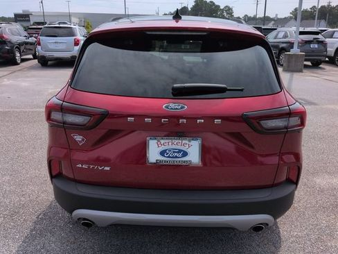 Used 2025 Ford Escape Active FWD image 5