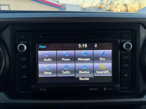 Used 2018 Toyota Tacoma SR5 image 36