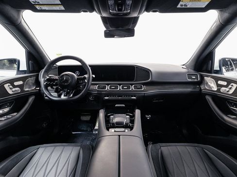 Used 2025 Mercedes-Benz GLE 63 AMG S image 28