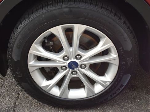 Used 2017 Ford Escape SE FWD image 44