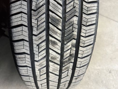 Certified 2024 Chevrolet Blazer EV LT image 40