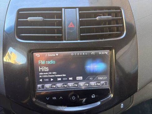 Used 2014 Chevrolet Spark LT FWD image 14