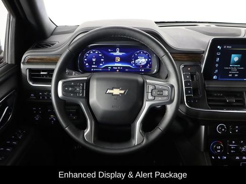 Used 2024 Chevrolet Tahoe Premier AWD/4WD image 7