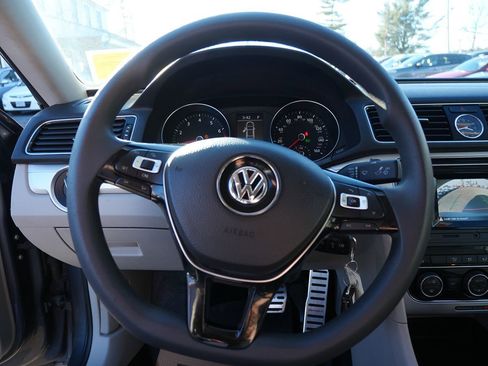 Used 2016 Volkswagen Passat 1.8T S image 14