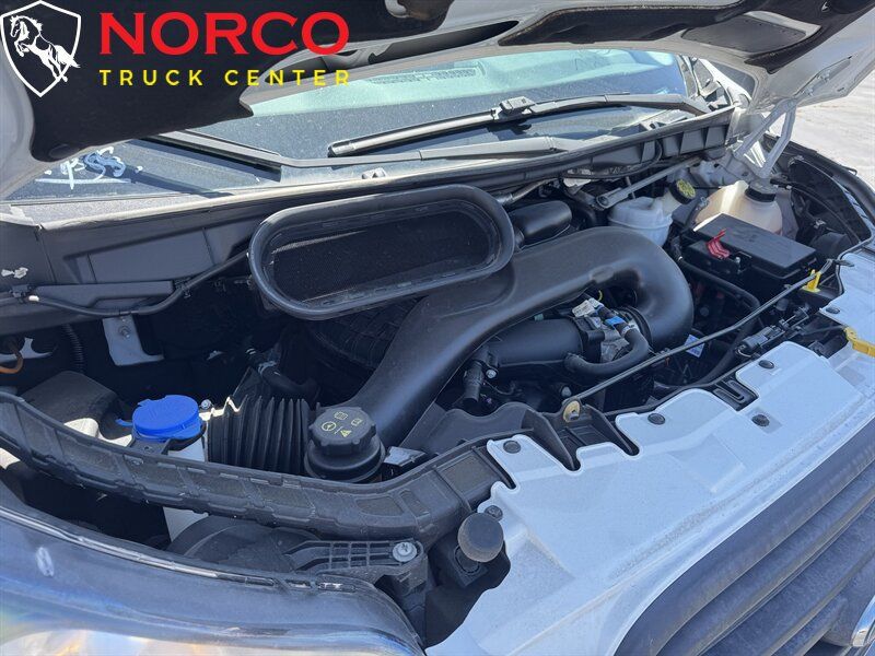 Used 2017 Ford Transit 150 XL RWD image 26