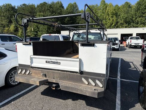Used 2024 Ford F350 XL AWD/4WD image 11