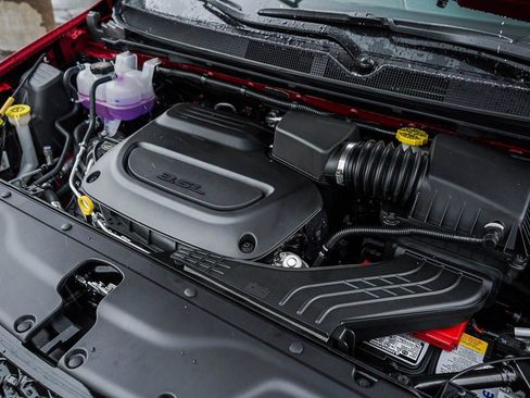 New 2026 Chrysler Pacifica Limited AWD/4WD image 7