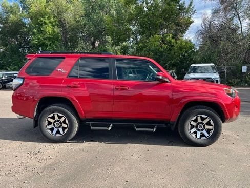 Used 2019 Toyota 4Runner TRD Off-Road Premium AWD/4WD image 7