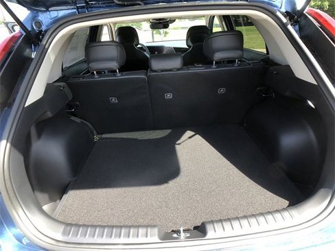 New 2025 Kia Niro EX Touring image 24