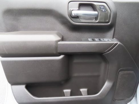 Certified 2024 Chevrolet Silverado 1500 Custom image 10