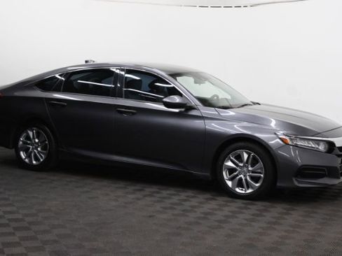 Used 2018 Honda Accord LX image 3