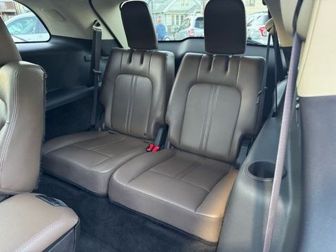 Used 2015 Lincoln MKT AWD w/ Equipment Group 201A image 30