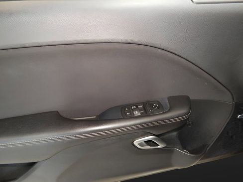 Used 2019 Dodge Challenger GT w/ Blacktop Package image 11