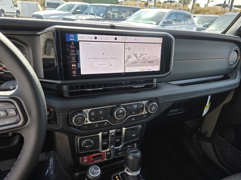 New 2026 Jeep Gladiator Mojave AWD/4WD image 12