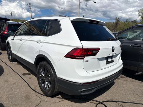 Used 2022 Volkswagen Tiguan SE AWD/4WD image 13