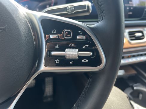 Used 2023 Mercedes-Benz GLC 300 4MATIC w/ Pinnacle Trim Package image 20