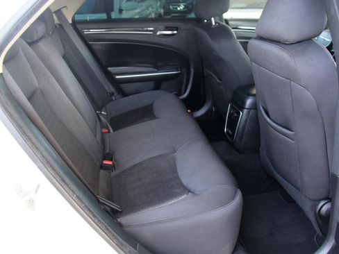 Used 2023 Chrysler 300 Touring w/ Sport Appearance Package RWD image 30