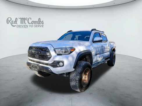 Used 2020 Toyota Tacoma TRD Off-Road w/ Advanced Technology Package image 1