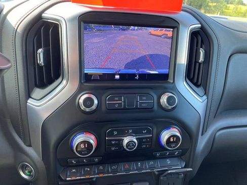 Used 2019 GMC Sierra 1500 SLT w/ SLT Premium Plus Package AWD/4WD image 24