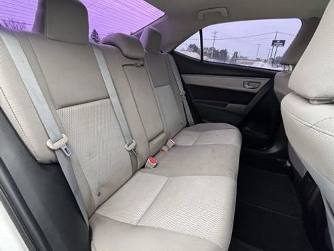Used 2016 Toyota Corolla LE image 16