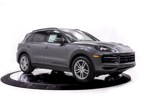 Certified 2026 Porsche Cayenne AWD/4WD image 9