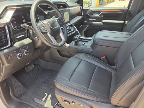 Used 2024 GMC Sierra 1500 Denali w/ Denali Reserve Package AWD/4WD image 14