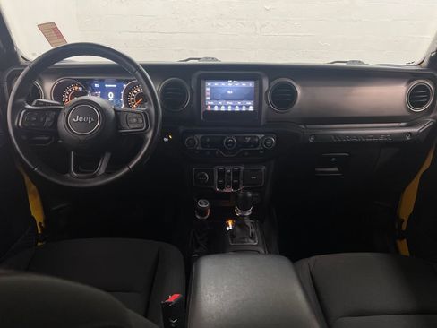 Used 2021 Jeep Wrangler Unlimited Sport image 12