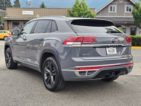 Used 2021 Volkswagen Atlas Cross Sport SE w/ Panoramic Sunroof Package AWD/4WD image 7