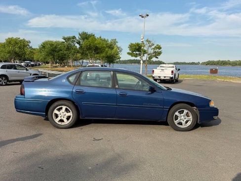 Used 2004 Chevrolet Impala LS w/ Preferred Equipment Group FWD image 7