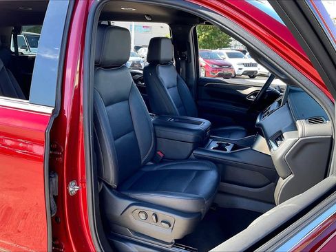 Used 2021 Chevrolet Tahoe LT w/ Luxury Package image 7